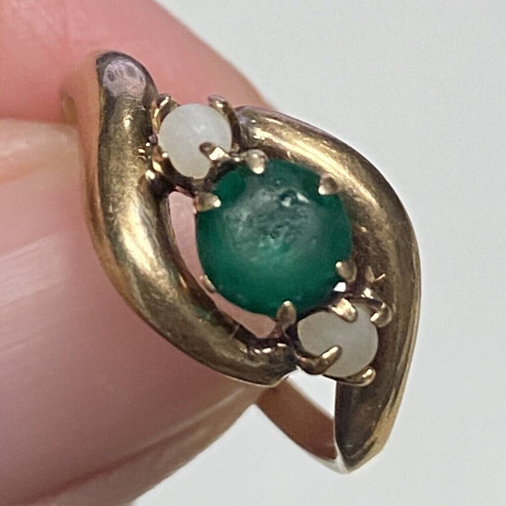 Vintage‎ Round Emerald Seed Pearl 10K Gold Ring Sz 5.5